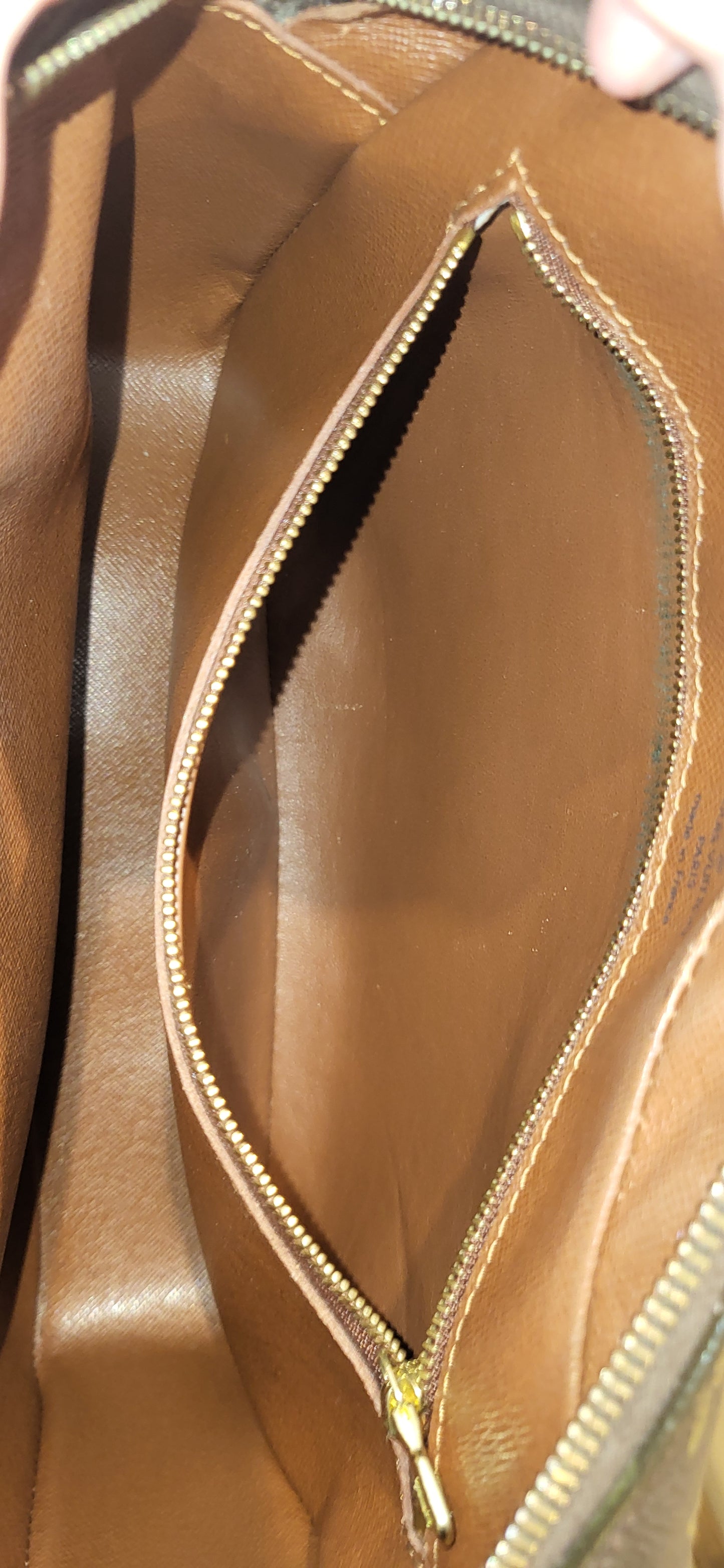 Louis Vuitton Nile Shoulder Bag
