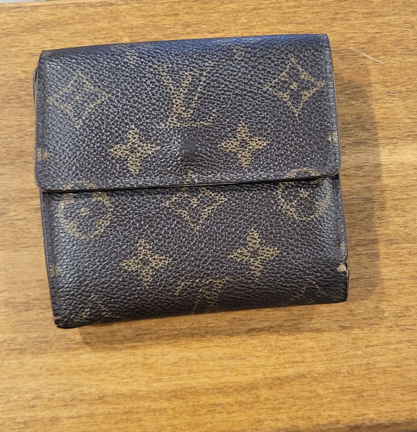 Louis Vuitton Portefeuille Elise Trifold Wallet