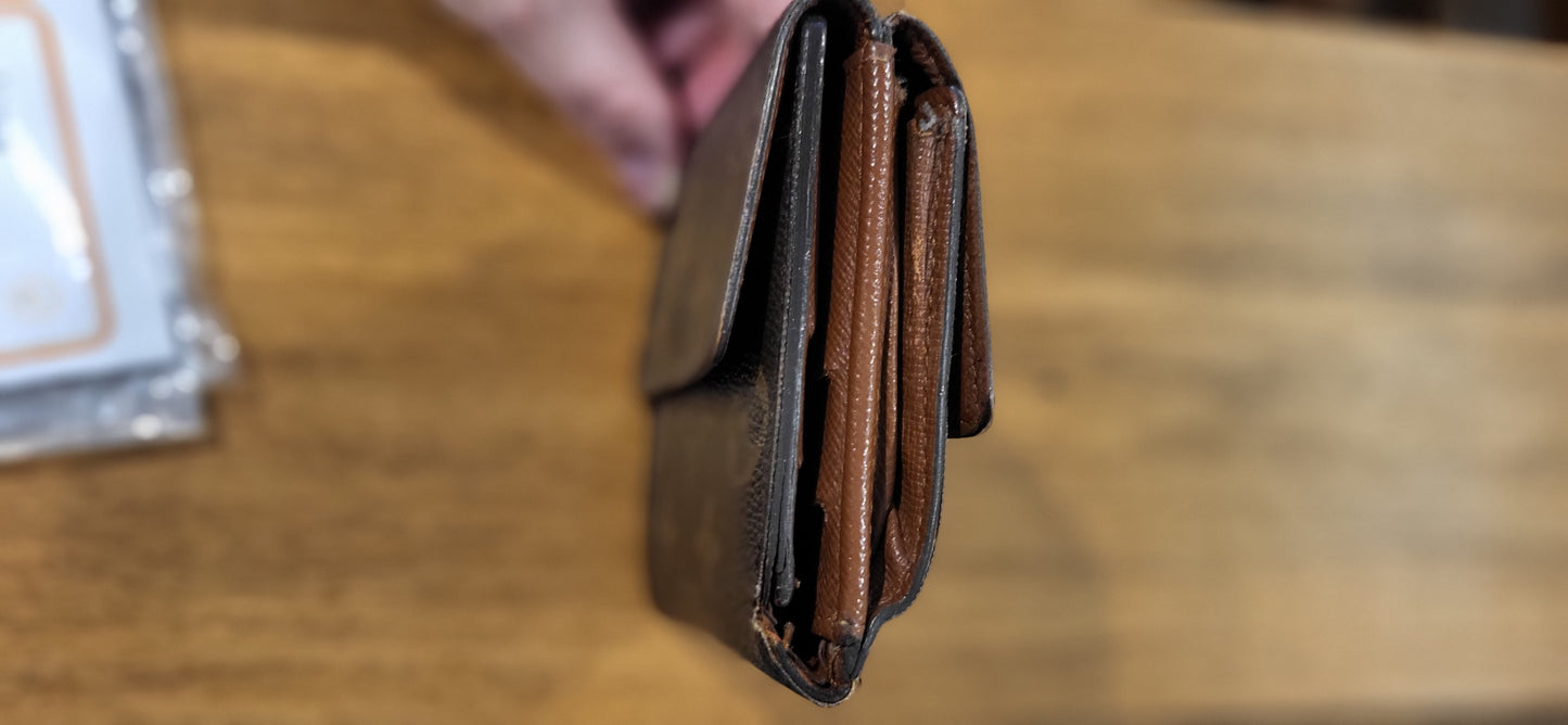 Louis Vuitton Portefeuille Elise Trifold Wallet