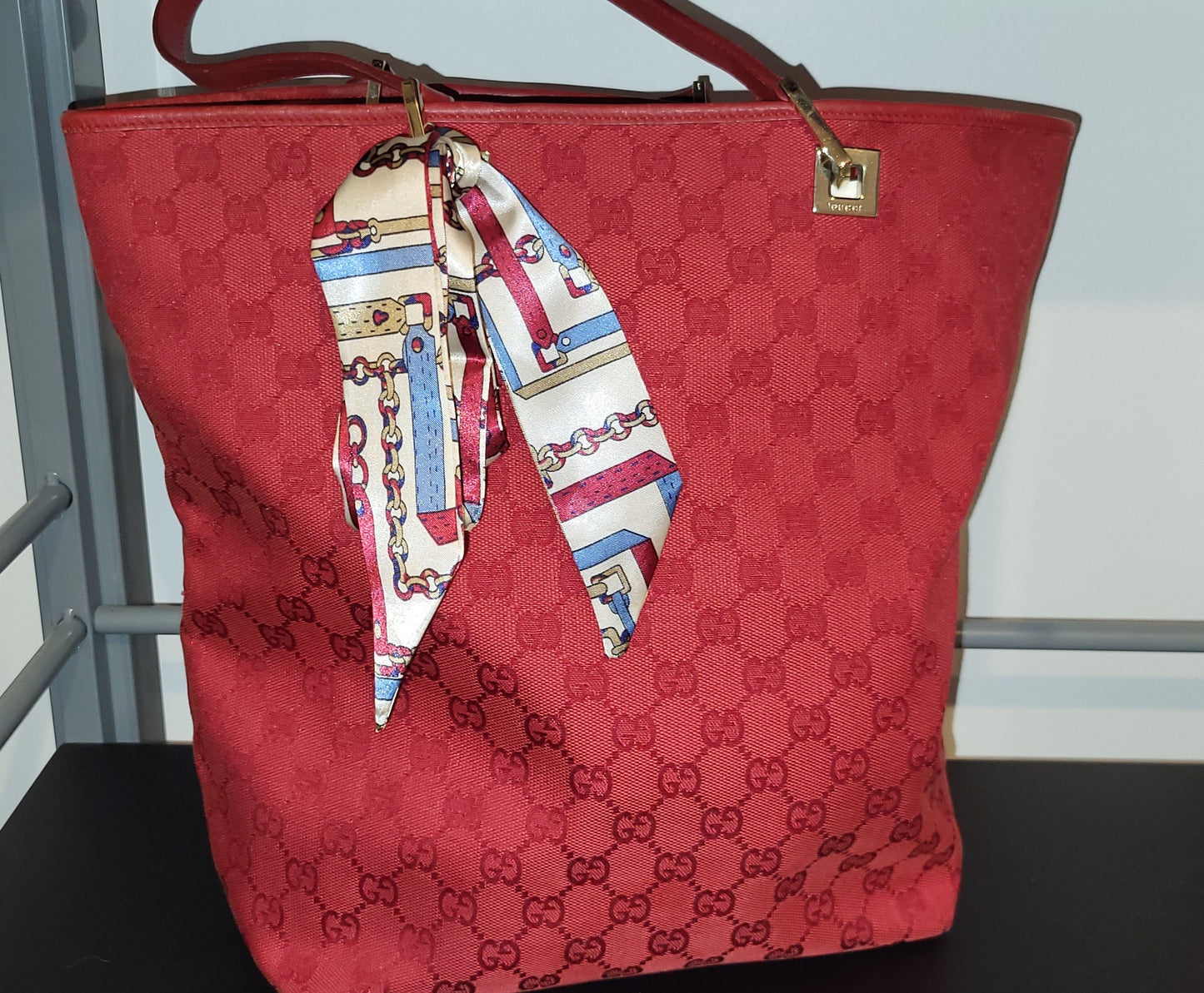 GUCCI Supreme GG monogram Tote Bag Red